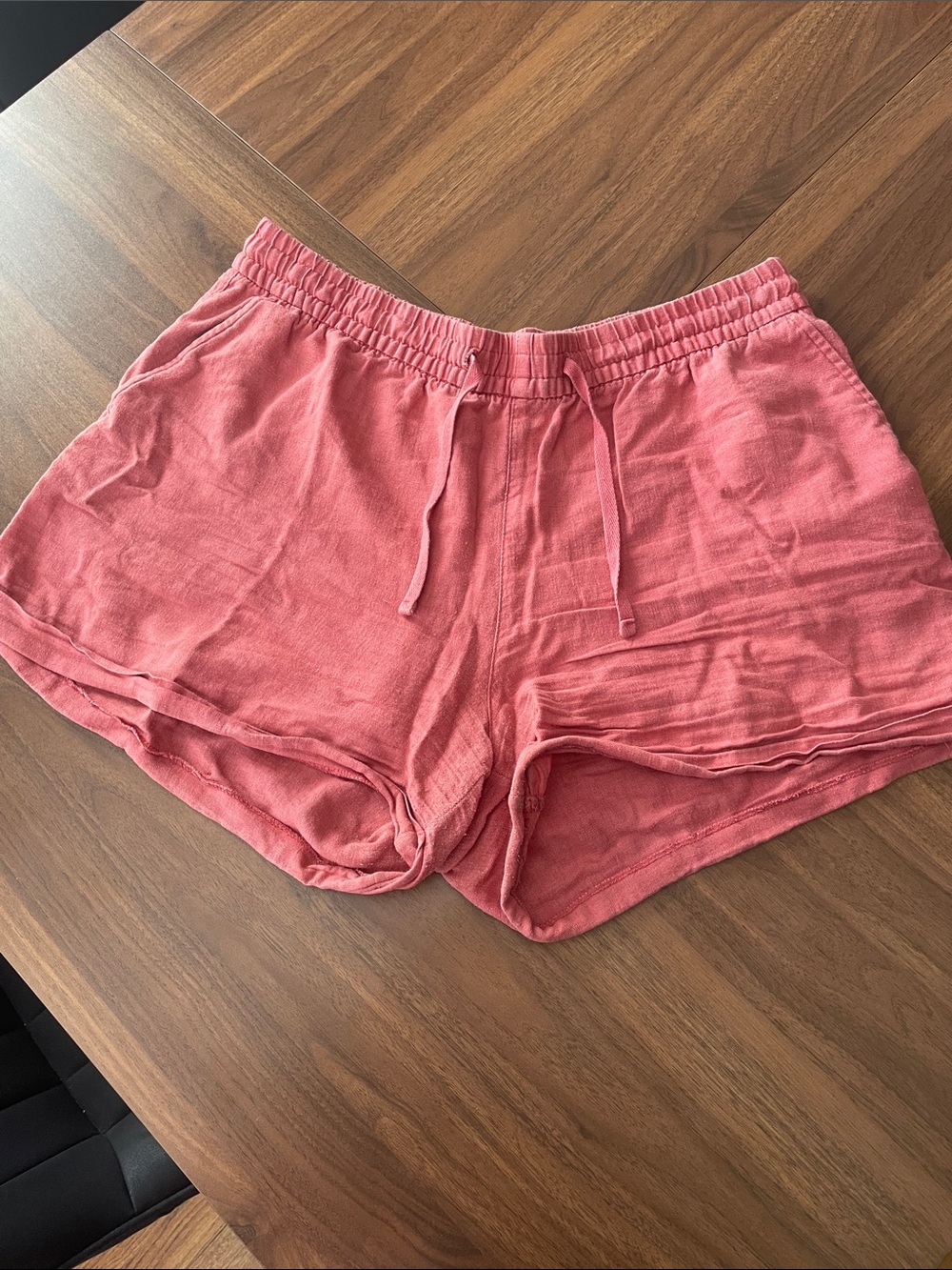 Red drawstring linen shorts